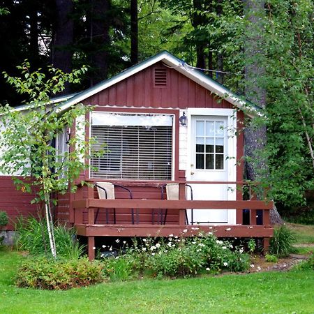 Edgewater Inn & Cottages Eagle River Quarto foto