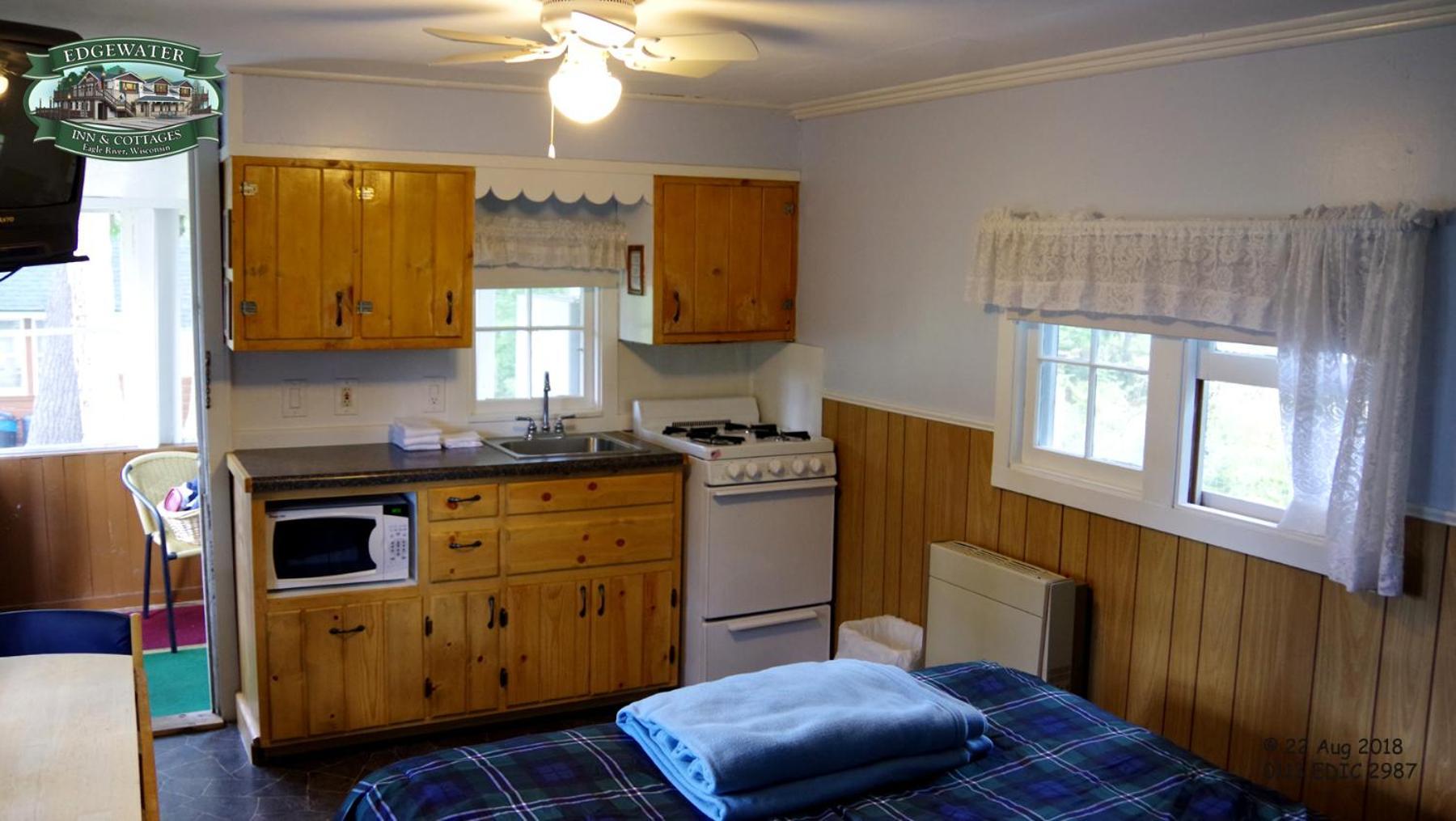 Edgewater Inn & Cottages Eagle River Quarto foto