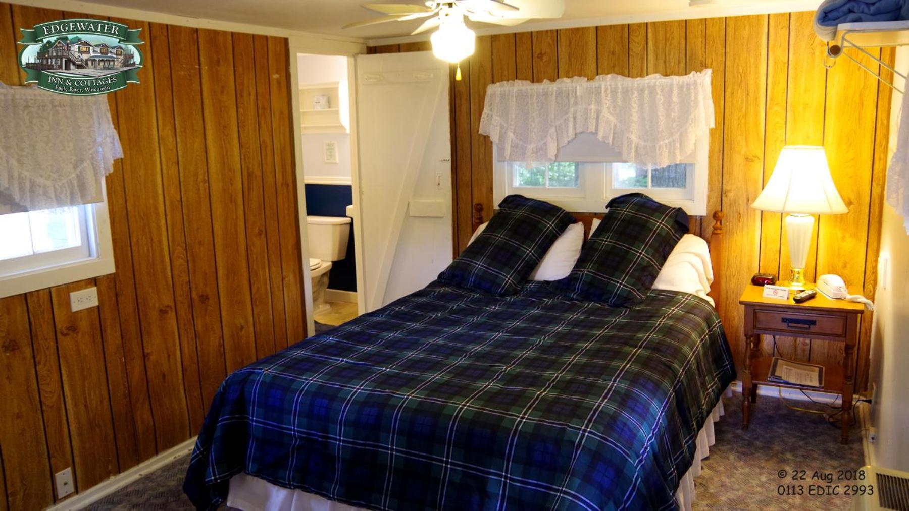 Edgewater Inn & Cottages Eagle River Quarto foto
